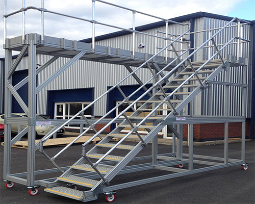 草莓视频APP在线下载踏步平台