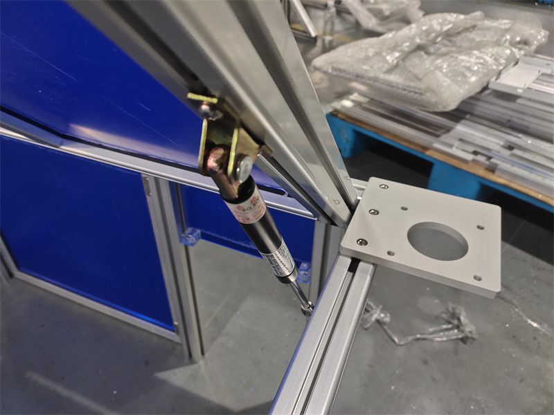 草莓视频APP在线下载防尘机罩