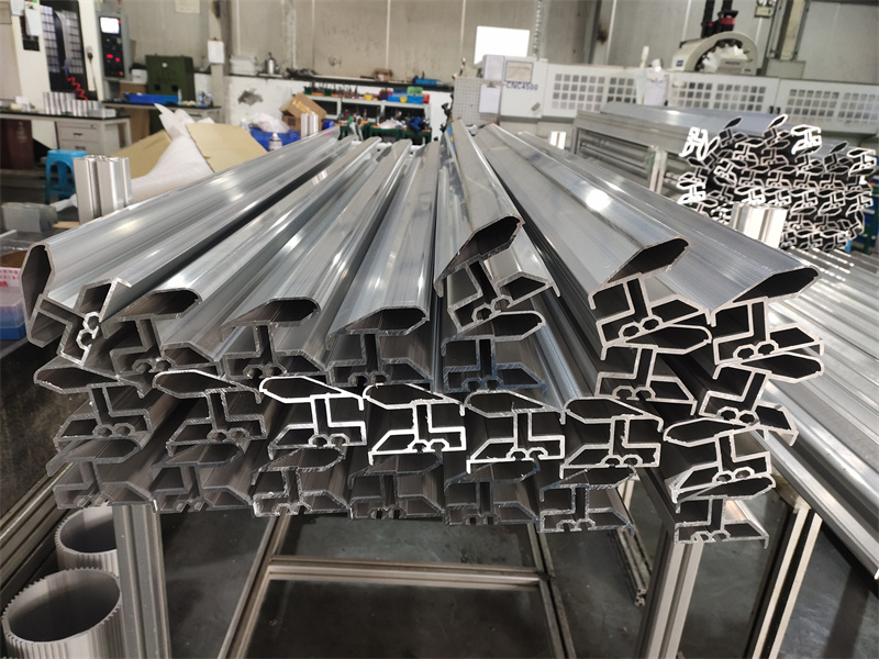 草莓视频APP在线下载挤压厂家